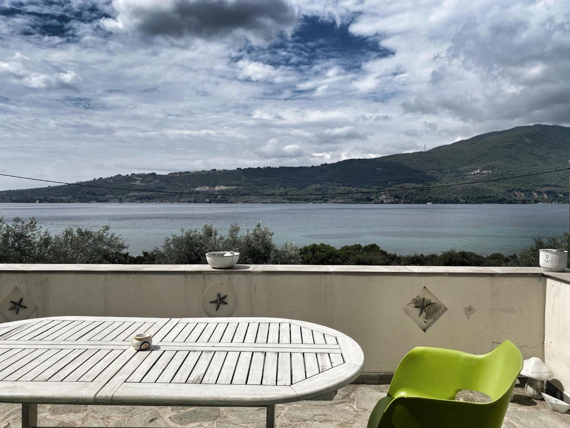 Apartment Rododafni Loft Gialtra