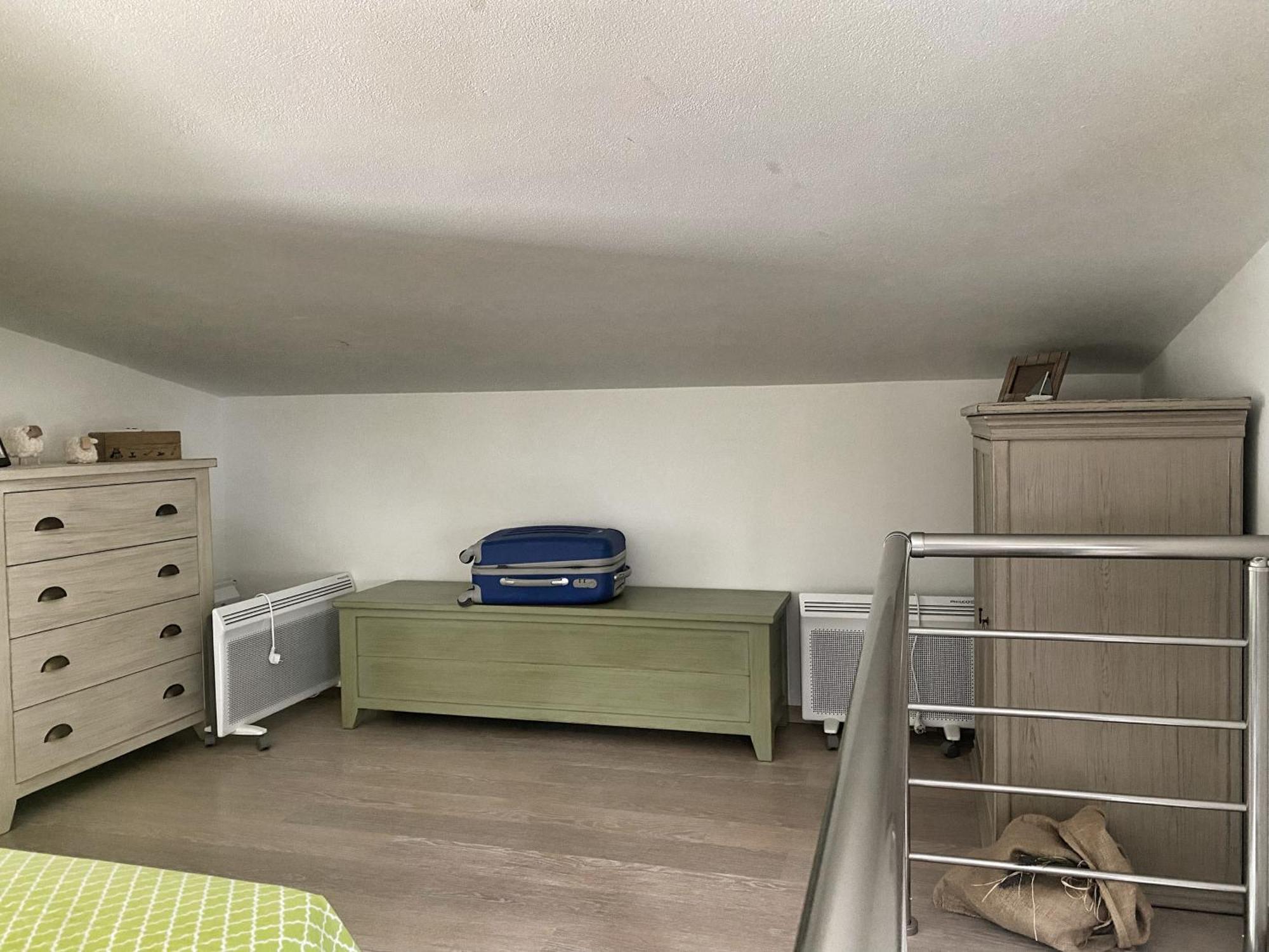Apartment Rododafni Loft Gialtra